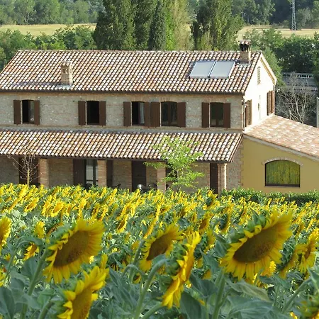 Agriturismo La Vecchia Fonte Country house